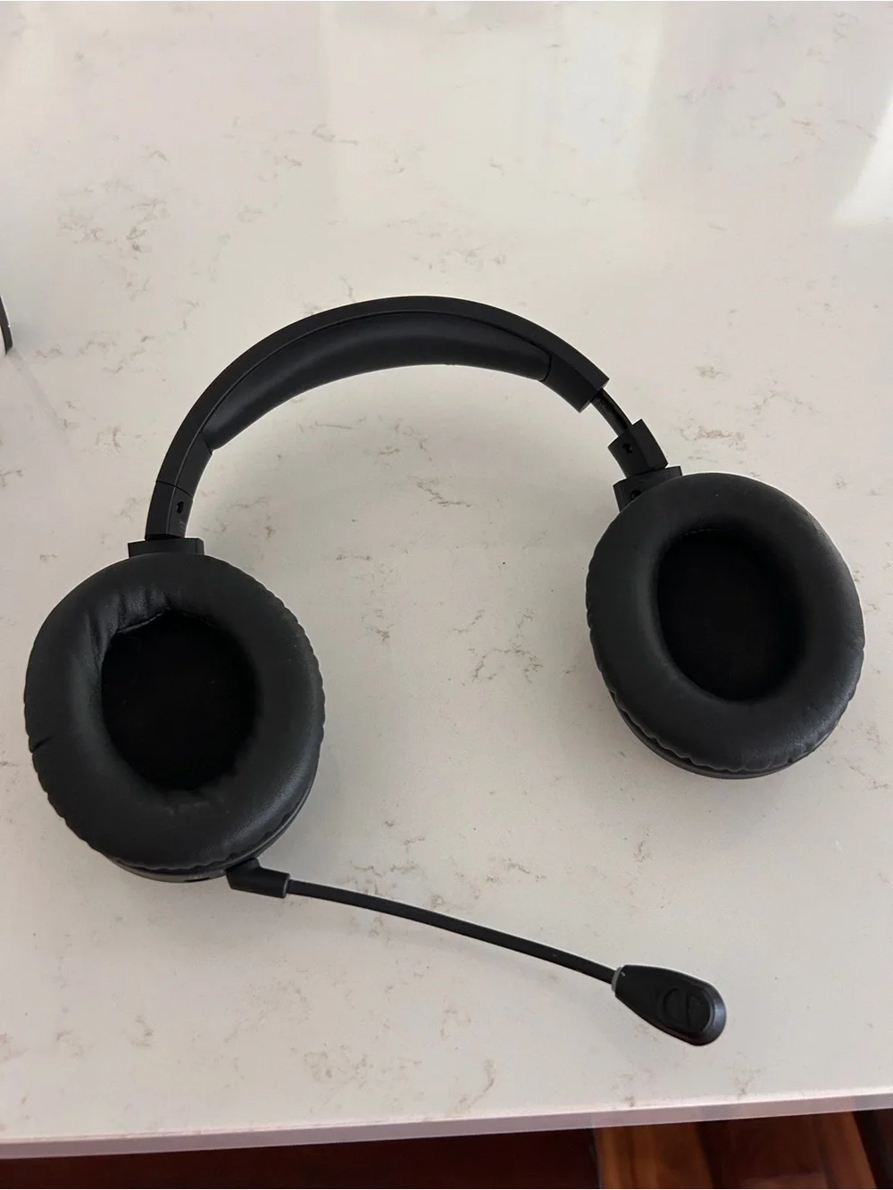 Hype CloudX Light Wireless Gaming Headset — Black with Green Accents